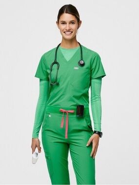 Figs Safety Green Catarina Scrub top